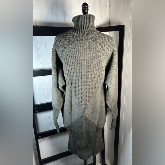 Alan Bilzerian 100% Wool Thick Gray Knit Sweater Dress, Free Size, Stunning Art - Picture 1 of 6